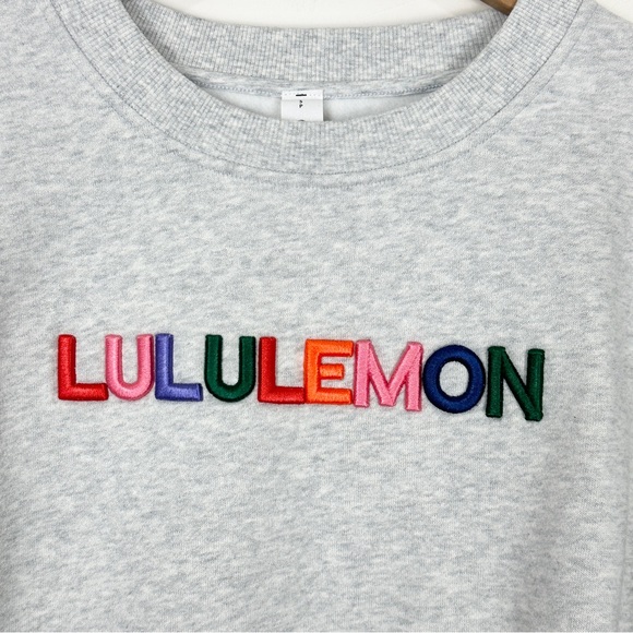 NWT Lululemon Perfectly Oversized Fleece Crew Graphic Grey Size S LW3IL7S - Picture 5 of 14